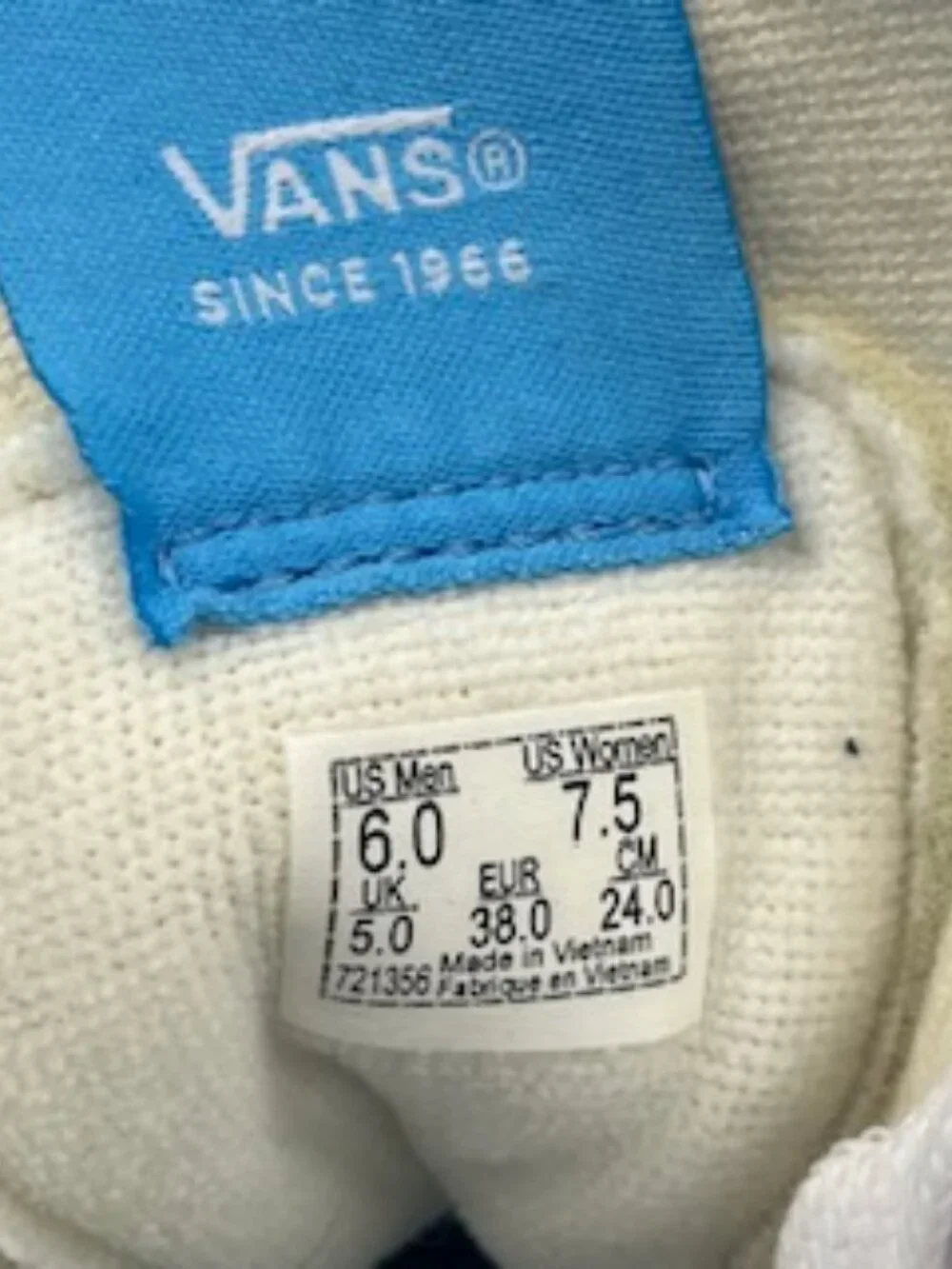 Vans Pattern of the World SK8-Hi women’s sneakers size 7.5 Hi Top Shoes NWT